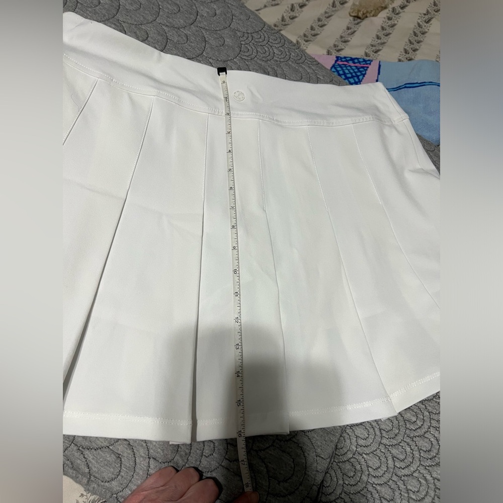 NEW with detached tag. Lilly Pulitzer Priska Skort - Picture 13 of 15